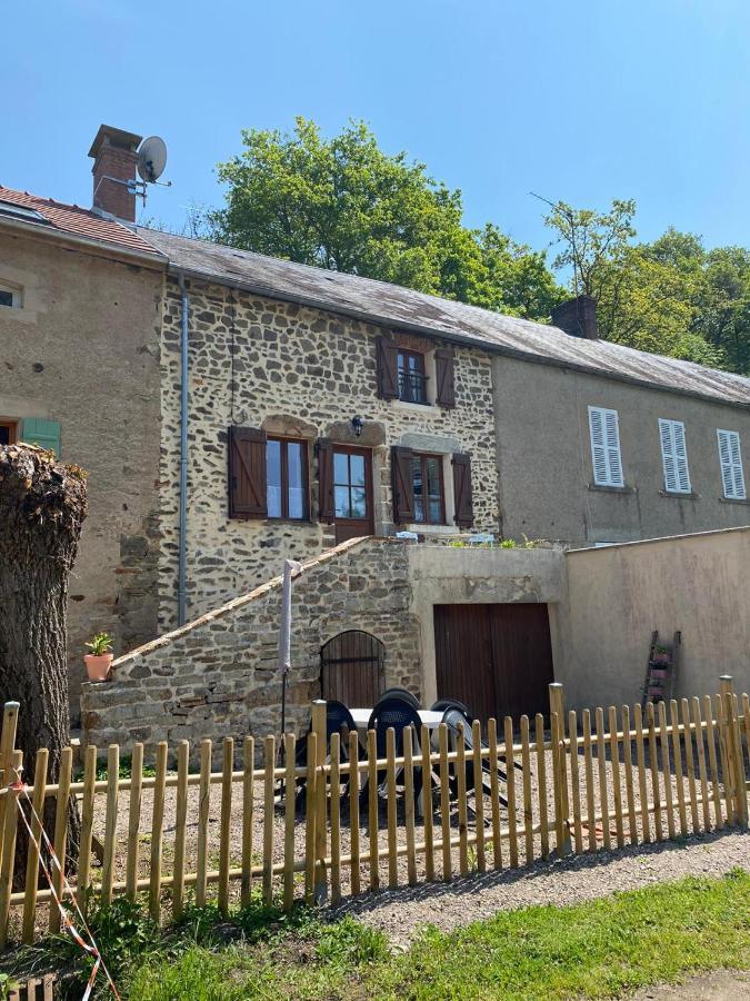 Petit Cocon Au Coeur Du Morvan Montreuillon Exteriér fotografie